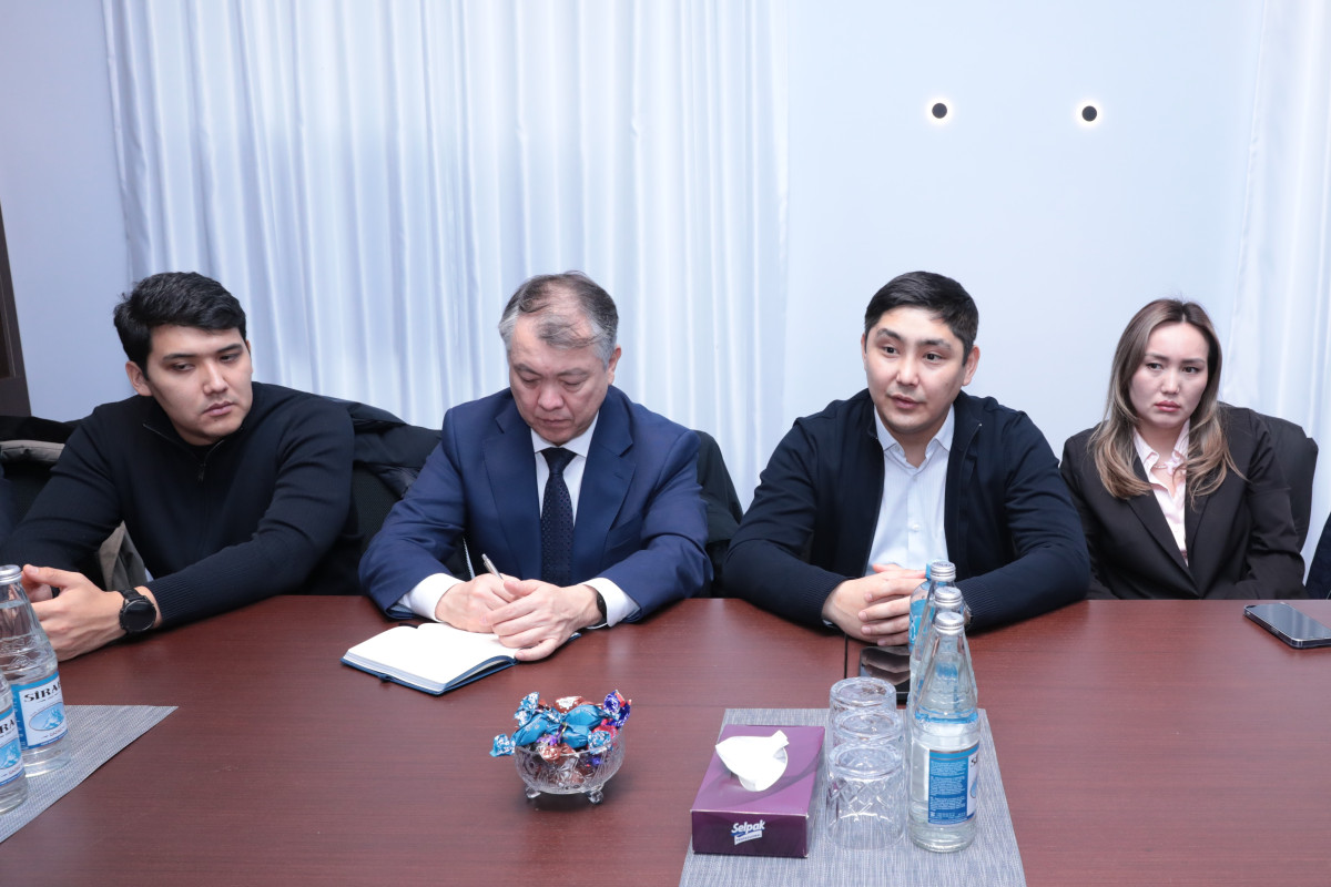 SCISSS Hosts Meeting with Delegation of the Republic of Kazakhstan